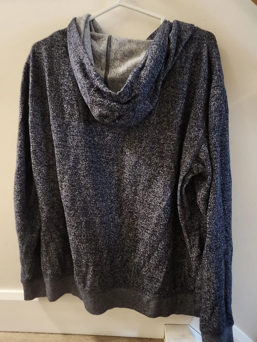 DC Men's Heathered Navy Gray Hoodie - Picture 3 of 4